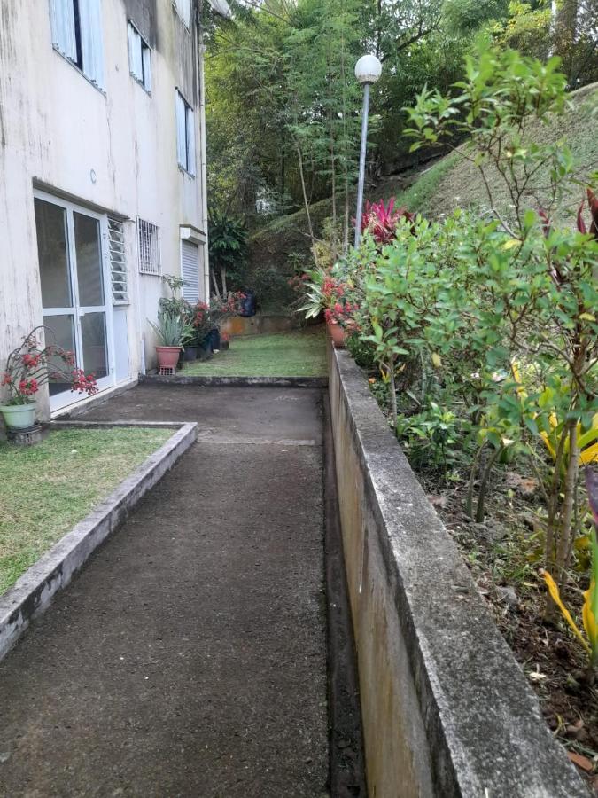 Apartmán Escale Au Jardin Des Plantes Fort-de-France Exteriér fotografie